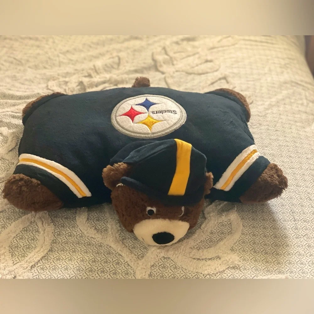 NFL Pittsburgh Steelers Bear Pillow Pet in good used condition